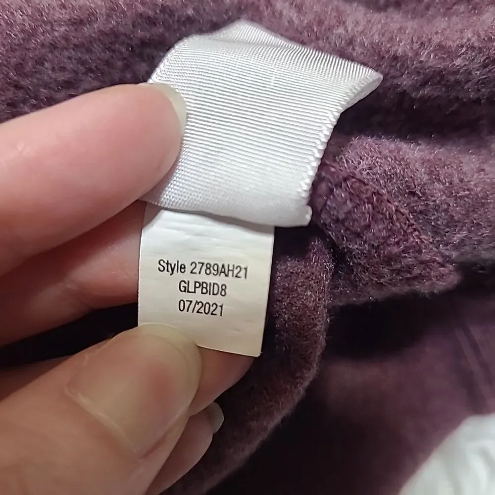 Aeropostale Hoodie Womens Size Small Cotton Blend New York Purple